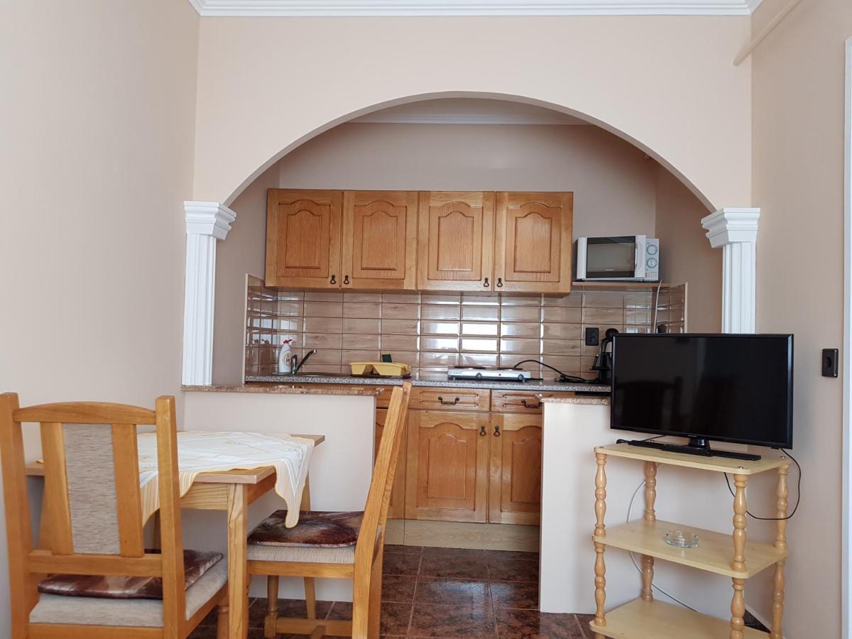 잘라카로쉬 Henrietta Apartmanhaz 아파트 외부 사진